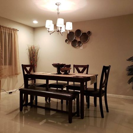 Beautiful 3 Bed/2 Bath Cozy Get Away Home Las Vegas Exterior photo