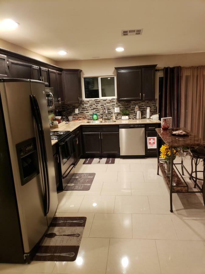 Beautiful 3 Bed/2 Bath Cozy Get Away Home Las Vegas Exterior photo