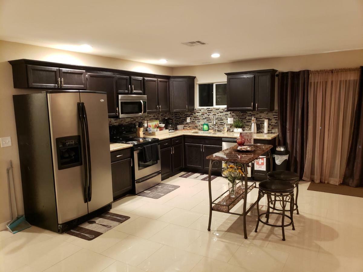 Beautiful 3 Bed/2 Bath Cozy Get Away Home Las Vegas Exterior photo