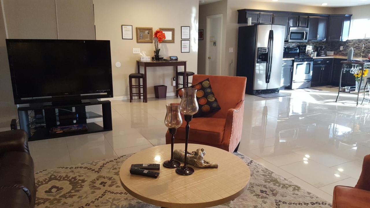 Beautiful 3 Bed/2 Bath Cozy Get Away Home Las Vegas Exterior photo